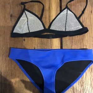 triangl bikini